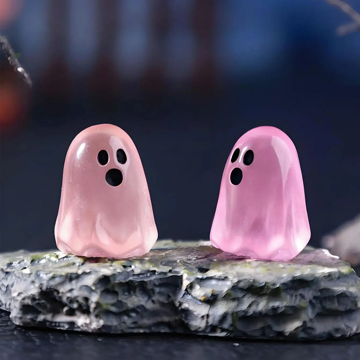 Luminous Resin Ghost Figurines Halloween Miniature Landscape Pieces