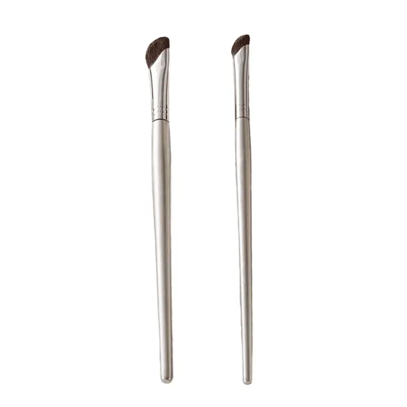 Yiyueqianli Angled Nose Contour Brush Horse Hair Makeup Brush