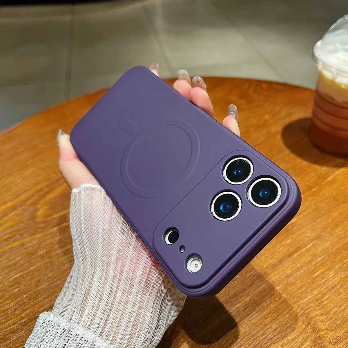 Licoers Magnetic Liquid Silicone iPhone Case With Camera Protection