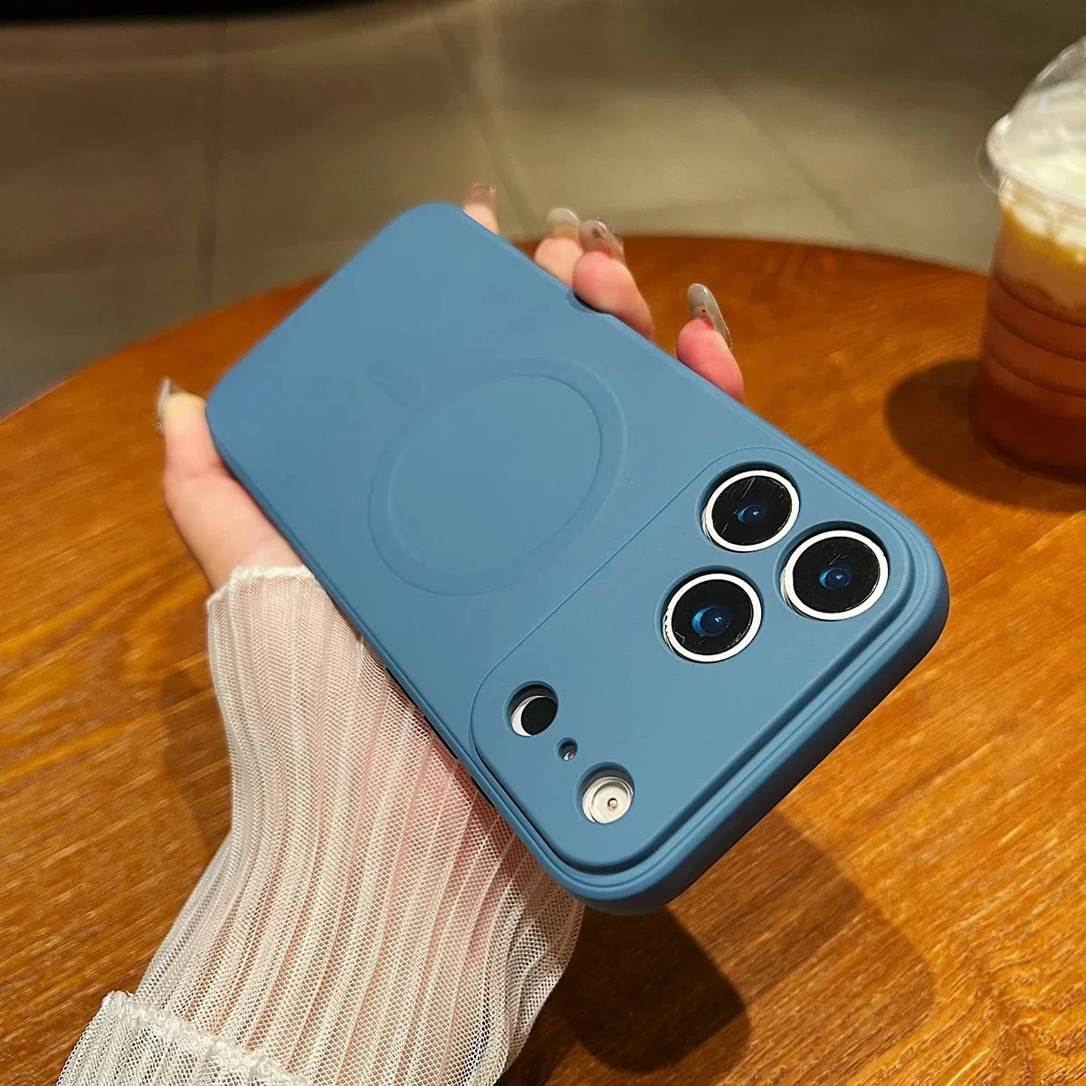 Licoers Magnetic Liquid Silicone iPhone Case With Camera Protection