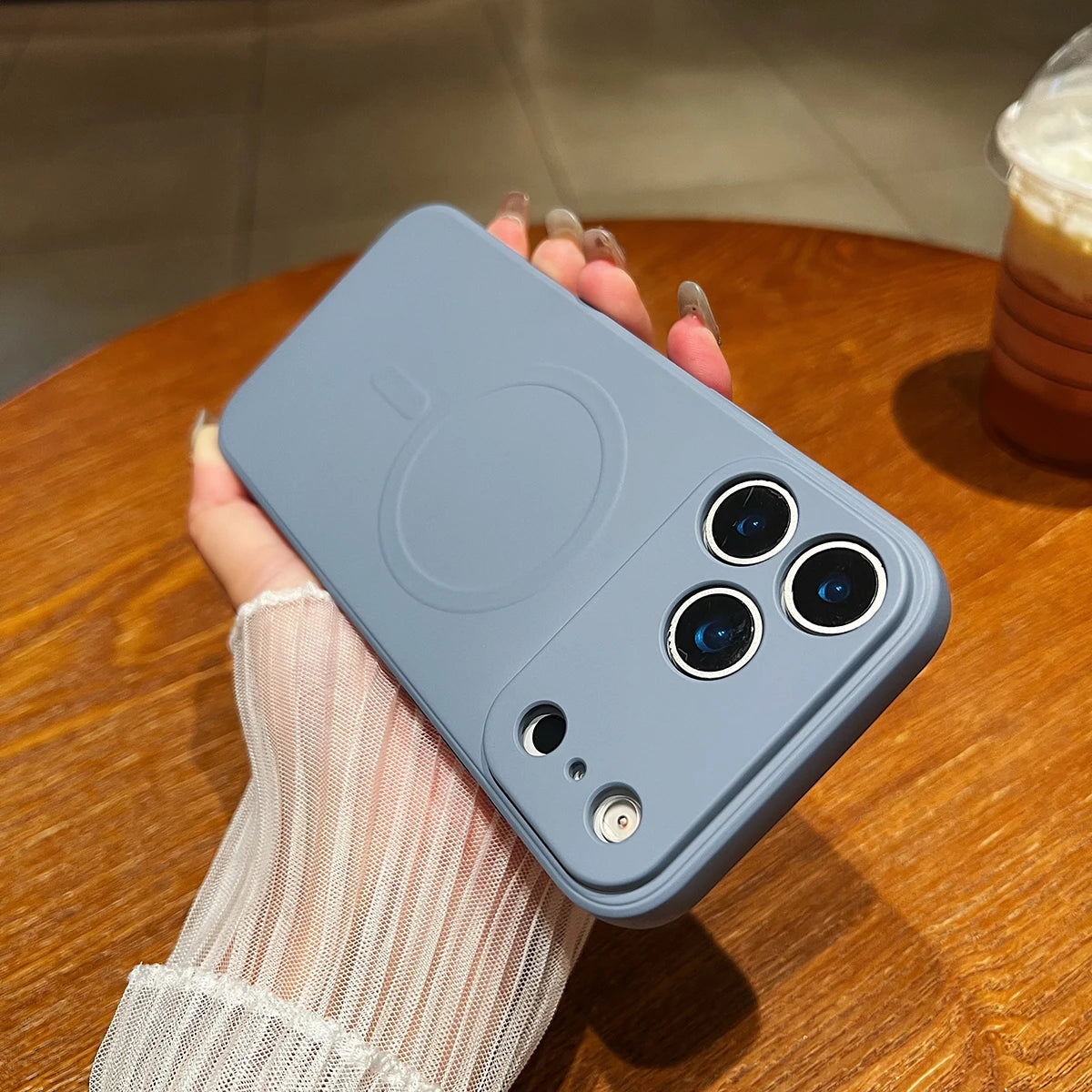 Licoers Magnetic Liquid Silicone iPhone Case With Camera Protection