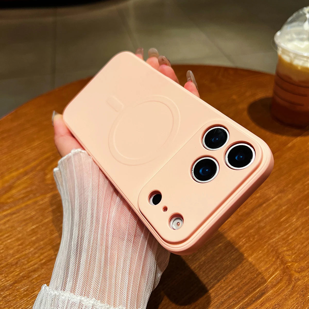 Licoers Magnetic Liquid Silicone iPhone Case With Camera Protection