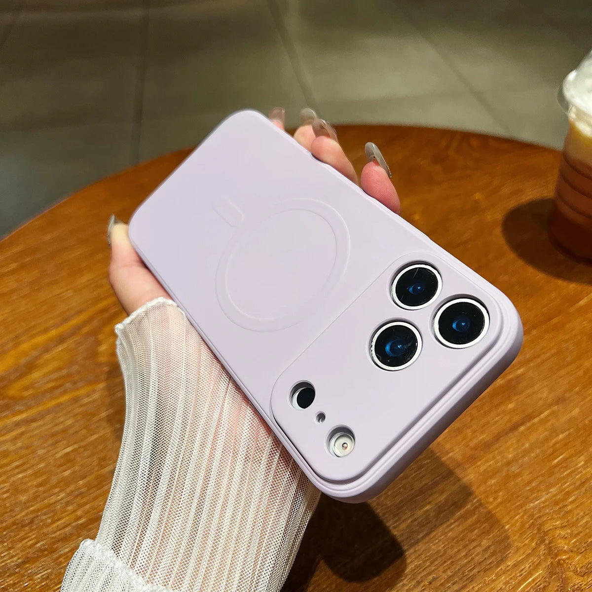 Licoers Magnetic Liquid Silicone iPhone Case With Camera Protection